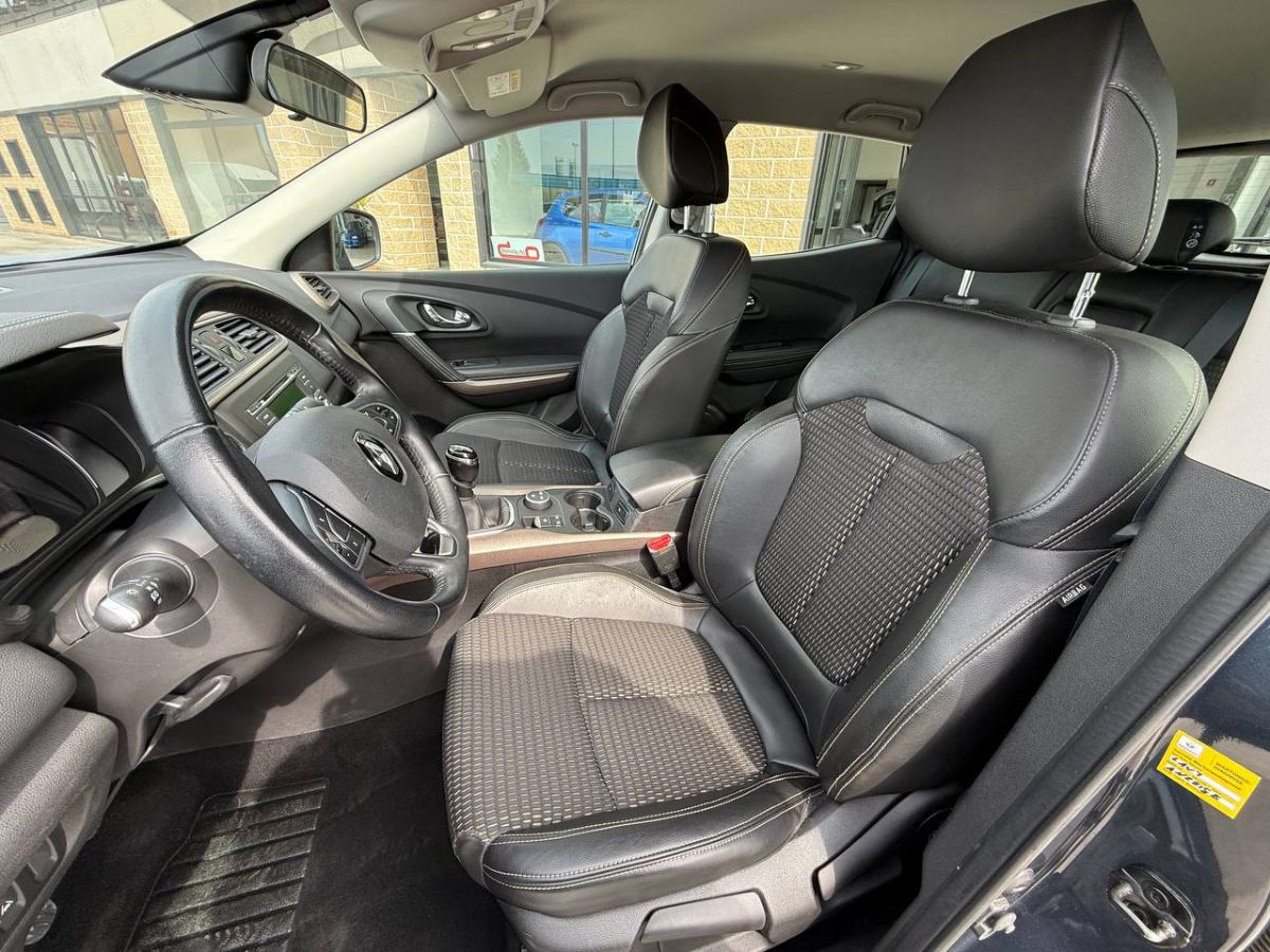 RENAULT KADJAR 1.2 TCE ENERGY ZEN 130CV 2017 usata — foto 9