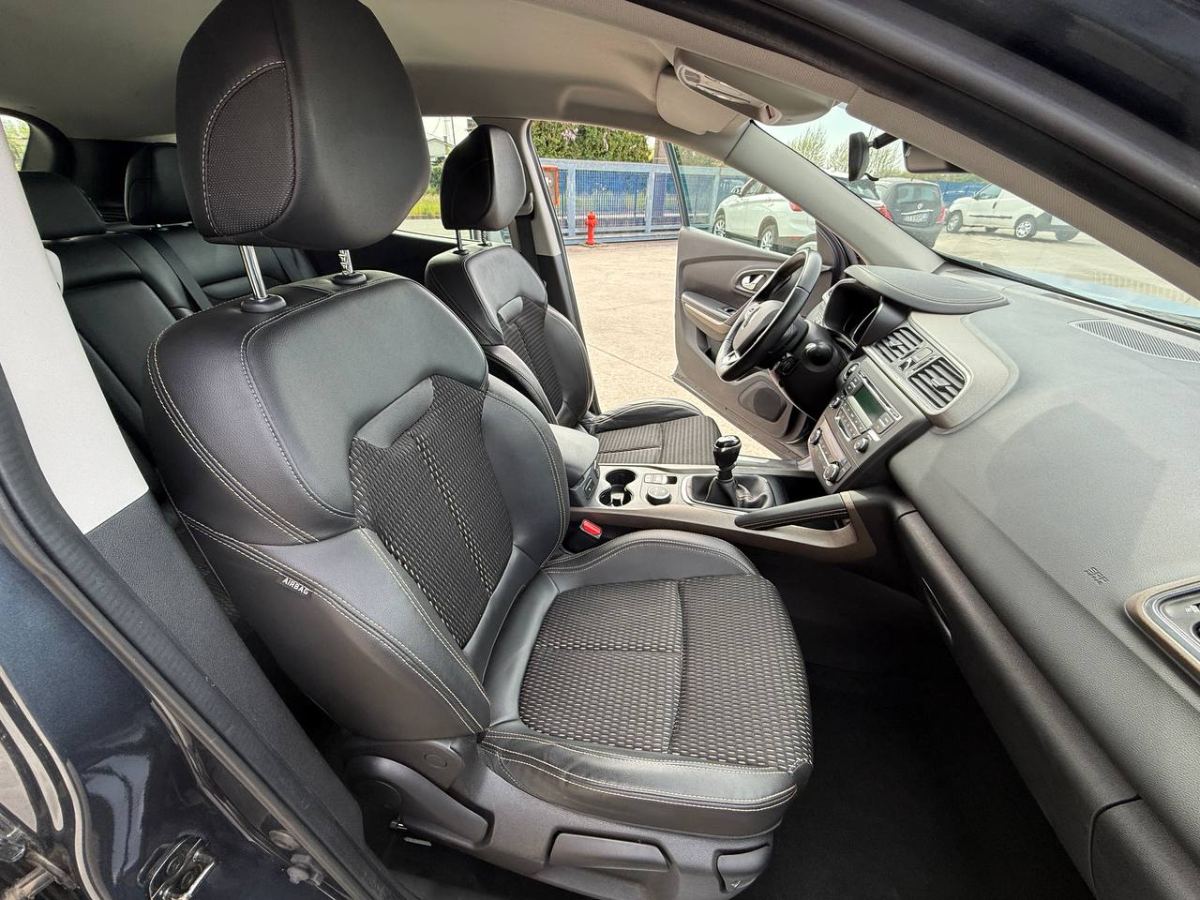 RENAULT KADJAR 1.2 TCE ENERGY ZEN 130CV 2017 usata — foto 12