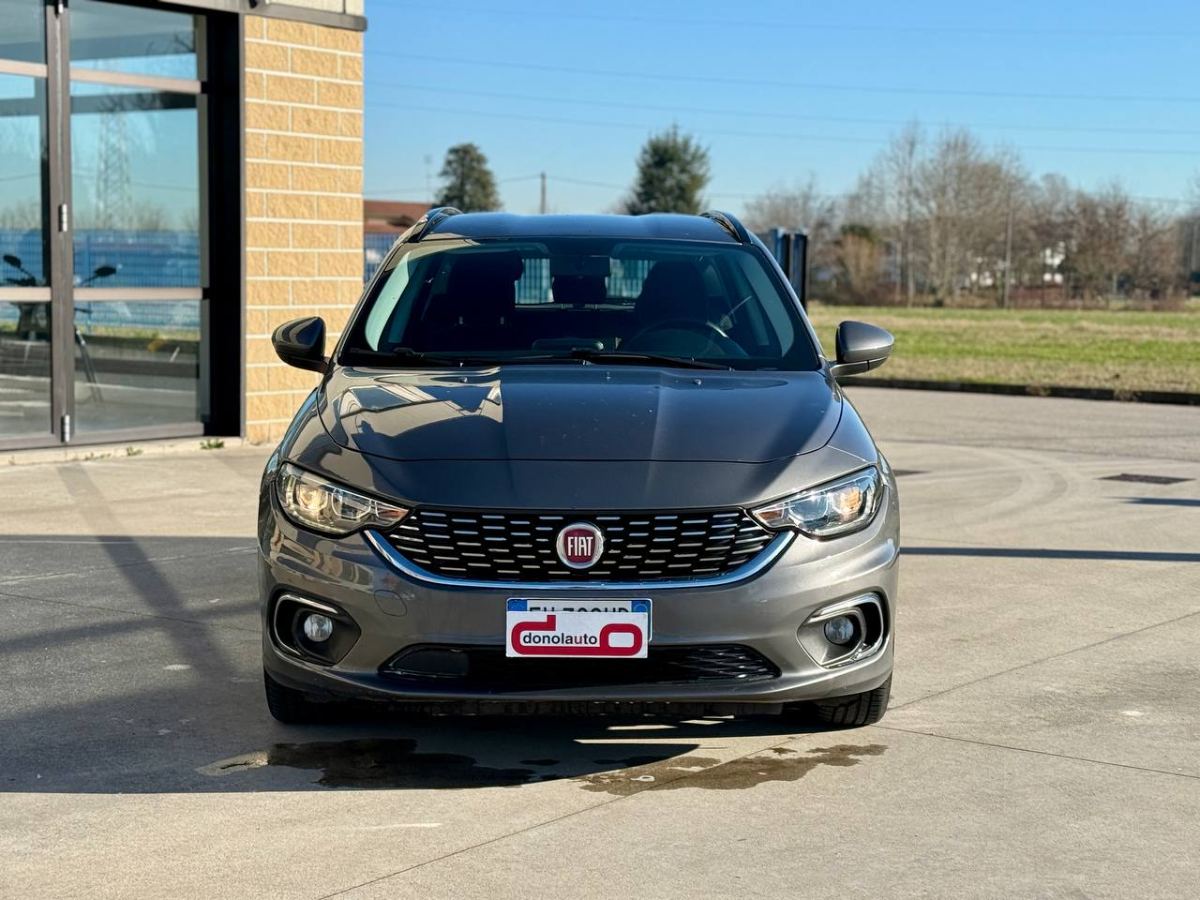 FIAT TIPO 1.6 MJT STATION WAGON DCT LOUNGE 2019 usata — foto 2