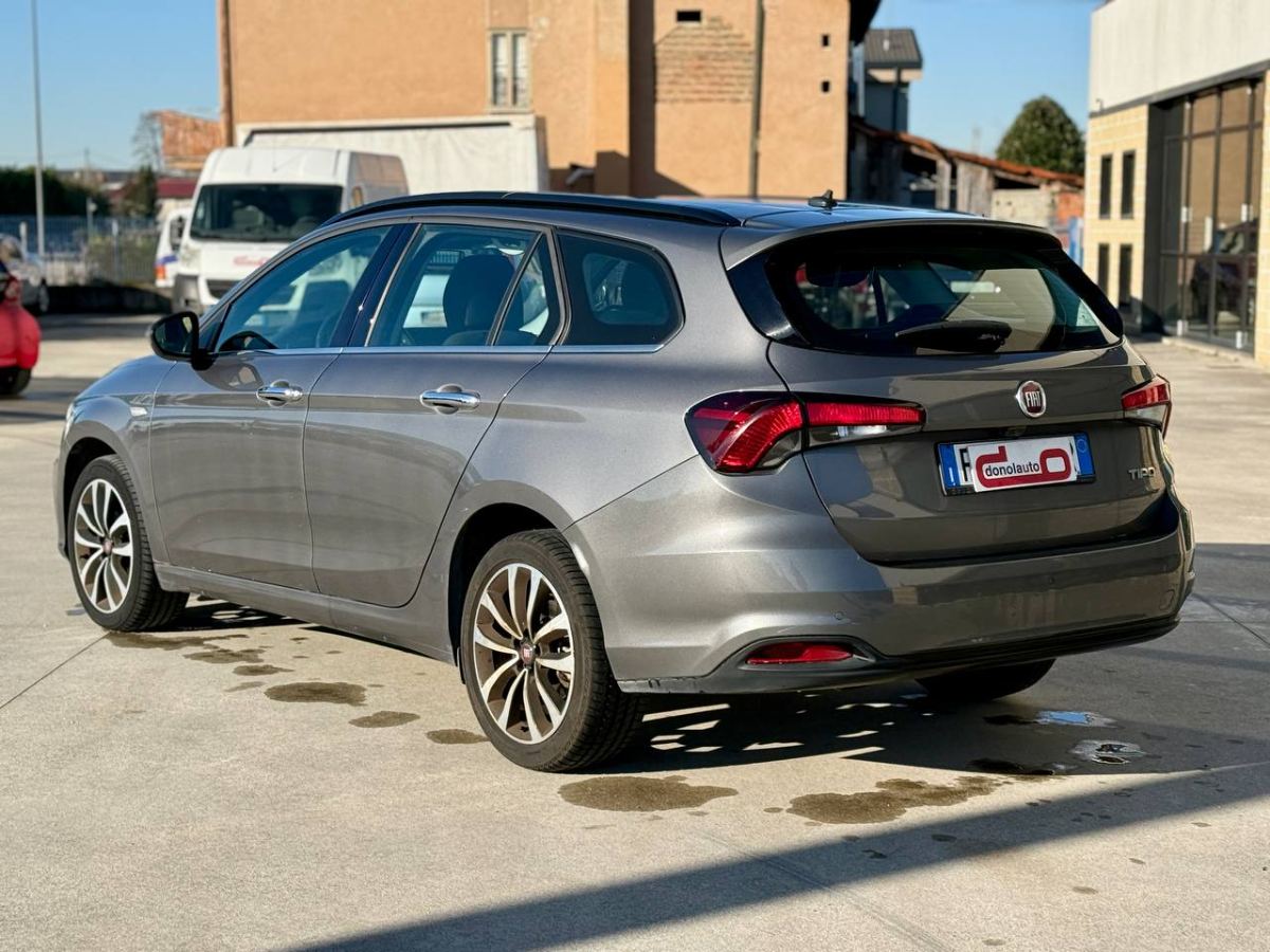 FIAT TIPO 1.6 MJT STATION WAGON DCT LOUNGE 2019 usata — foto 4