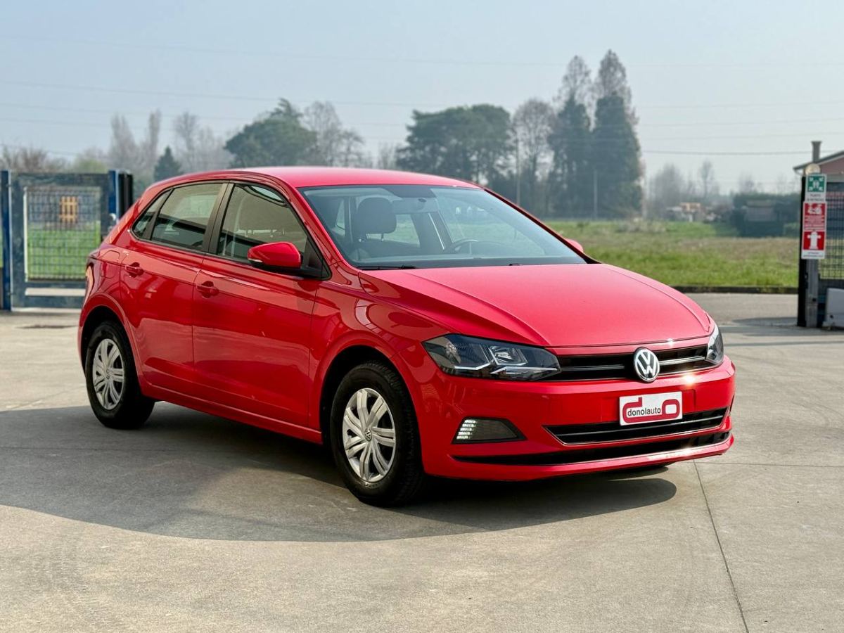 VOLKSWAGEN POLO 1.0 TRENDLINE 65CV 2018 usata — foto 1