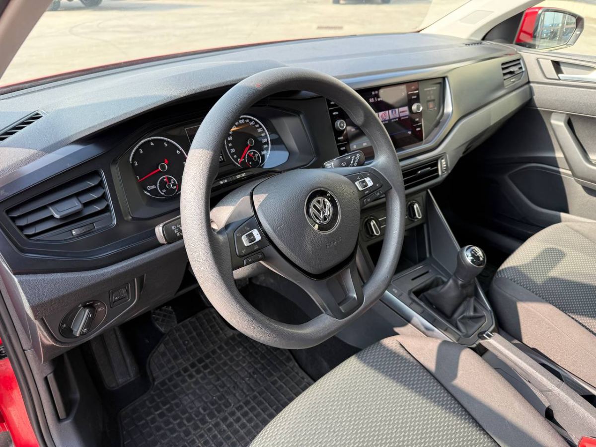 VOLKSWAGEN POLO 1.0 TRENDLINE 65CV 2018 usata — foto 7