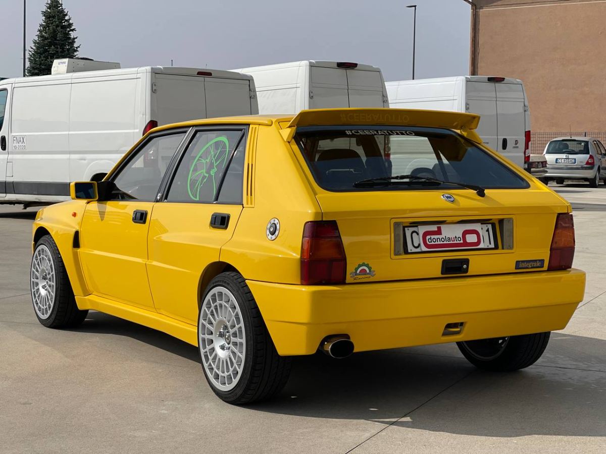LANCIA DELTA HF INTEGRALE EVOLUZIONE 1991 usata — foto 4