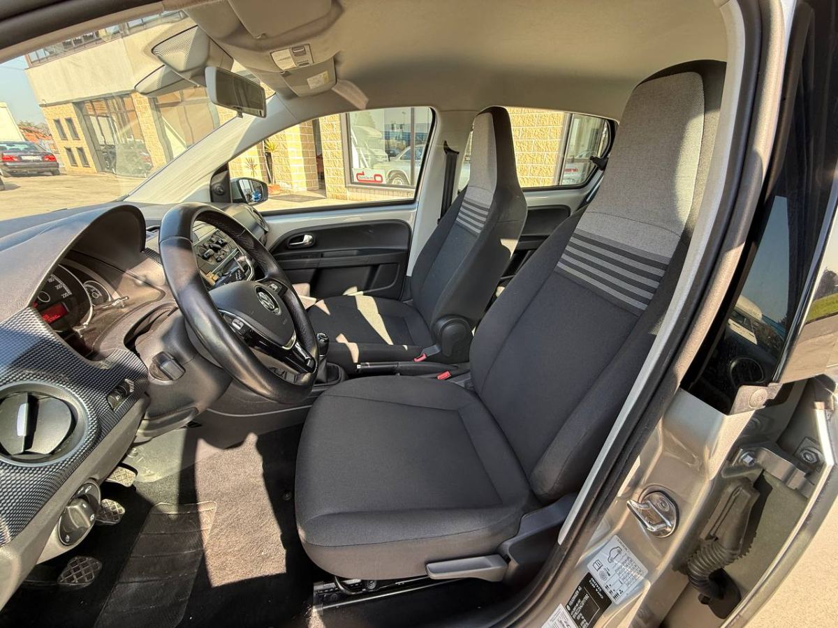 VOLKSWAGEN UP! 1.0 MOVE 5P 2017 usata — foto 8