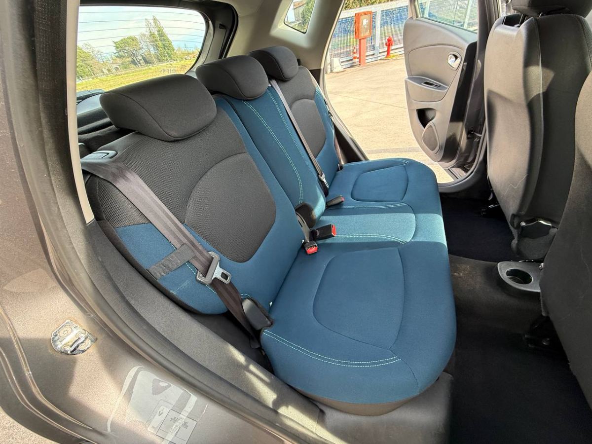 RENAULT CAPTUR 0.9 TCE LIFE 90CV 2017 usata — foto 12