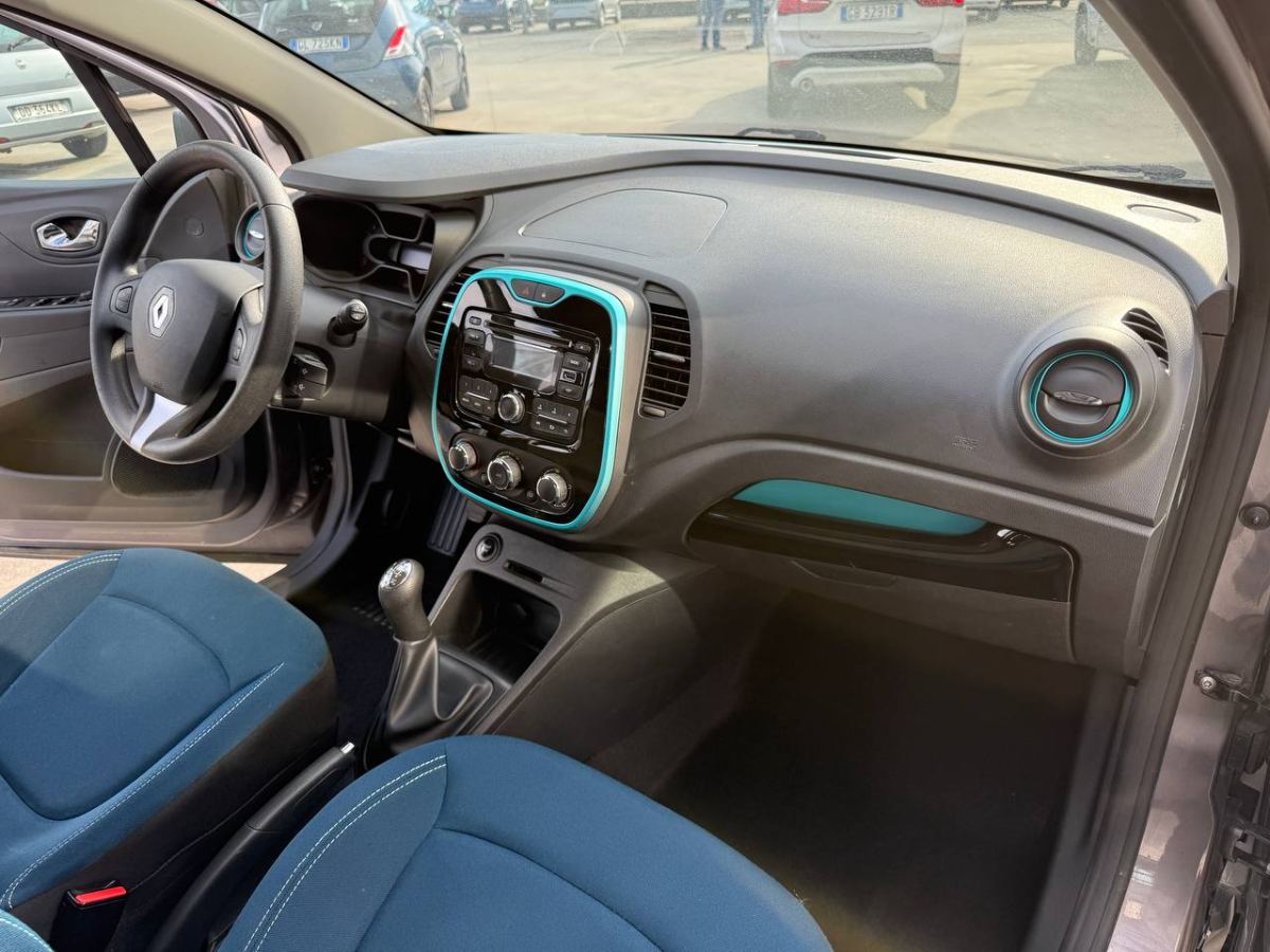 RENAULT CAPTUR 0.9 TCE LIFE 90CV 2017 usata — foto 13