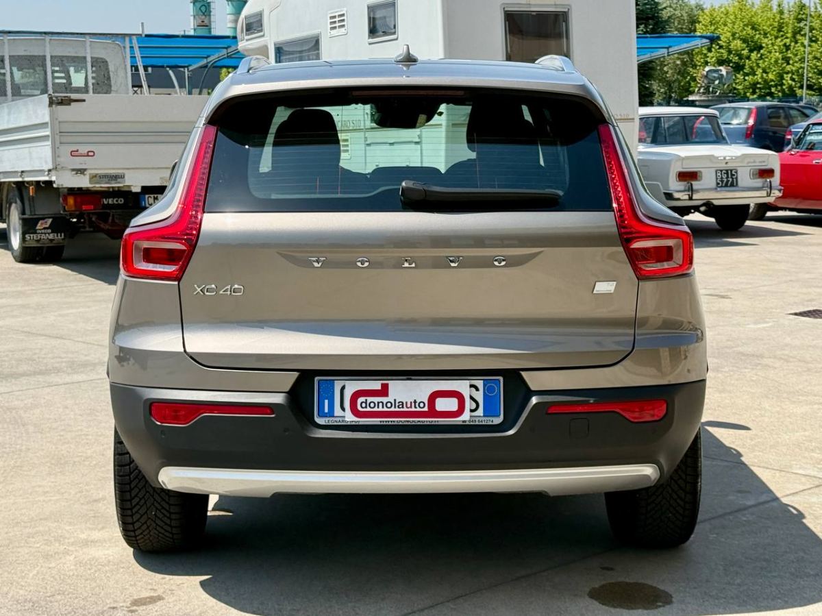 VOLVO XC40 PHEV T4 1.5 RECHARGE INSCRIPTION 2022 usata — foto 5