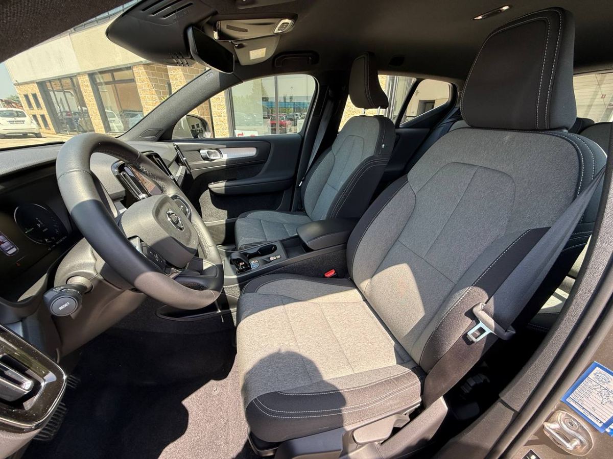 VOLVO XC40 PHEV T4 1.5 RECHARGE INSCRIPTION 2022 usata — foto 7