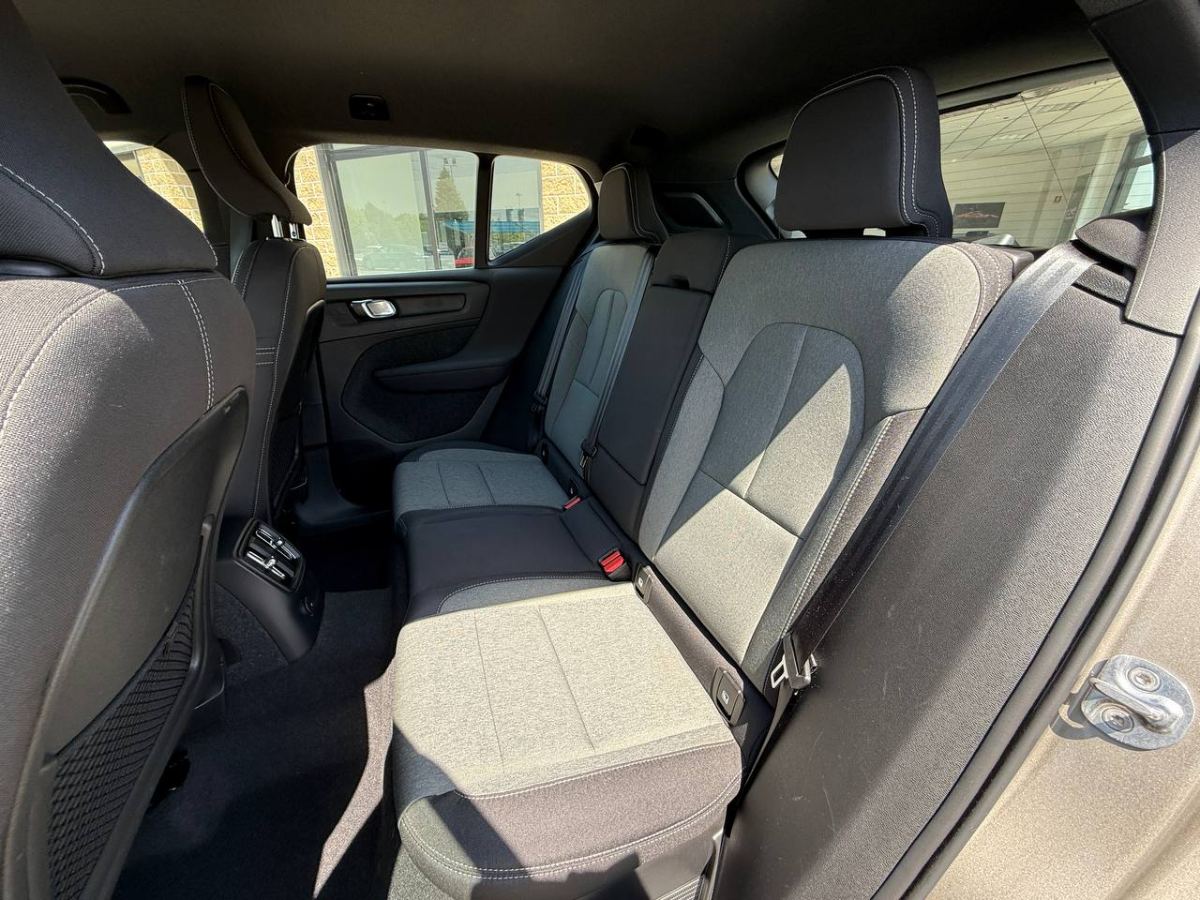VOLVO XC40 PHEV T4 1.5 RECHARGE INSCRIPTION 2022 usata — foto 11
