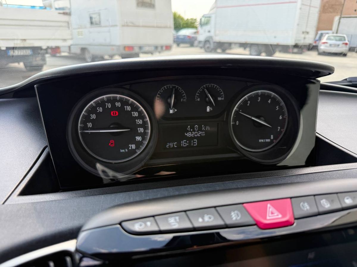 LANCIA YSPILON 1.0 HYBRID 70CV GOLD 2021 usata — foto 8