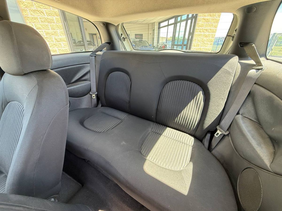LANCIA YPSILON 1.2 60CV ORO 2010 usata — foto 11