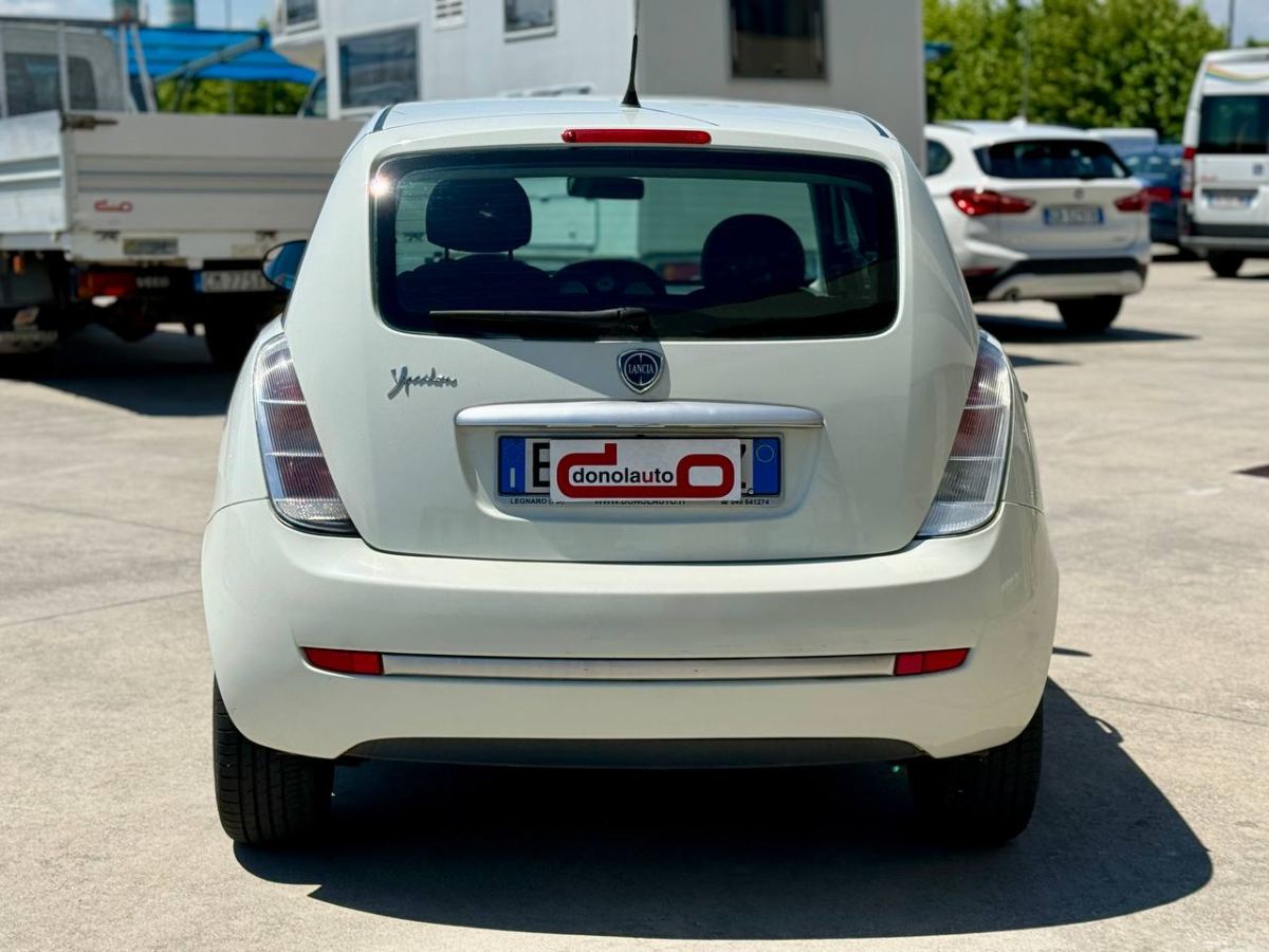LANCIA YPSILON 1.2 60CV ORO 2010 usata — foto 5