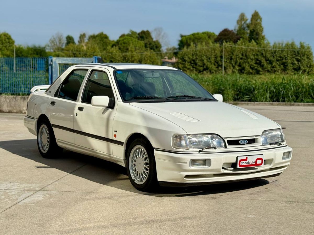 FORD SIERRA COSWORTH 2.0 215CV 4X4 CLIMA 1992 usata — foto 1