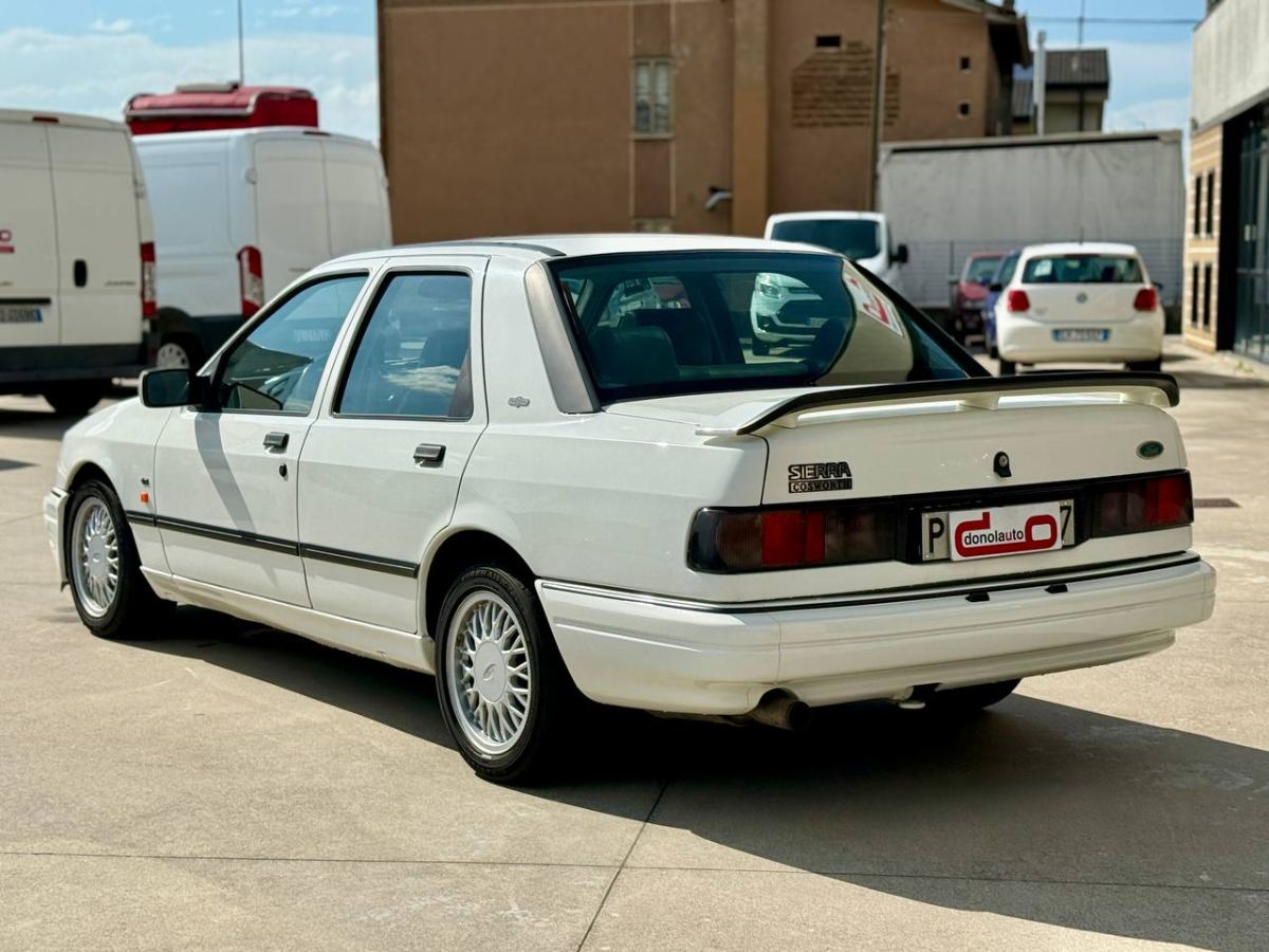 FORD SIERRA COSWORTH 2.0 215CV 4X4 CLIMA 1992 usata — foto 4