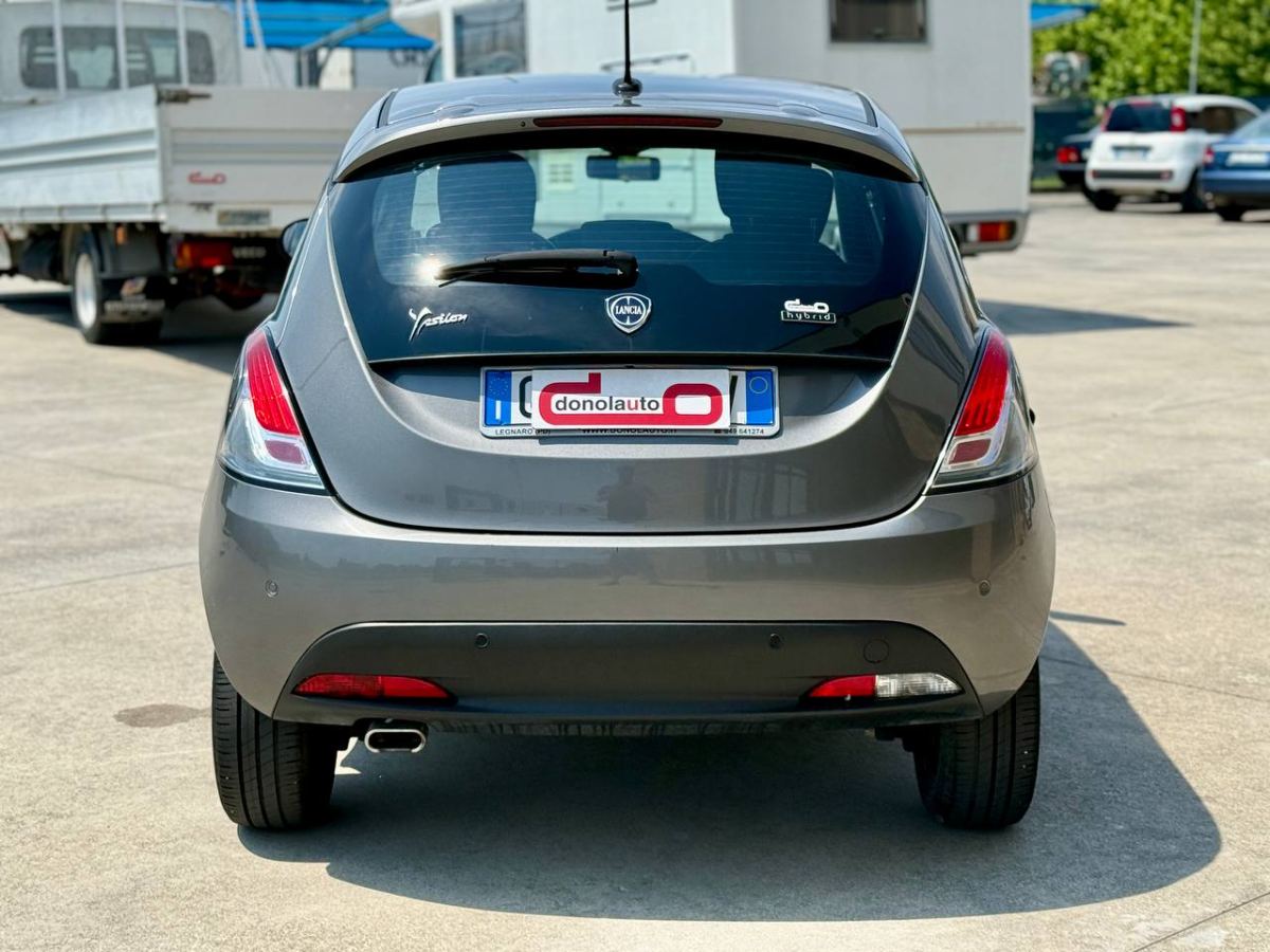 LANCIA YPSILON 1.0 HYBRID 70CV GOLD S 2023 usata — foto 5