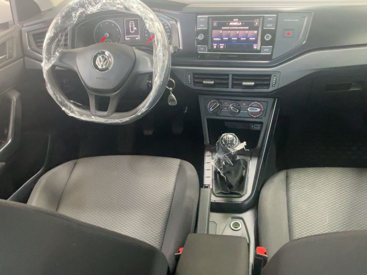 VOLKSWAGEN POLO 1.0 TRENDLINE 65CV 2019 usata — foto 4
