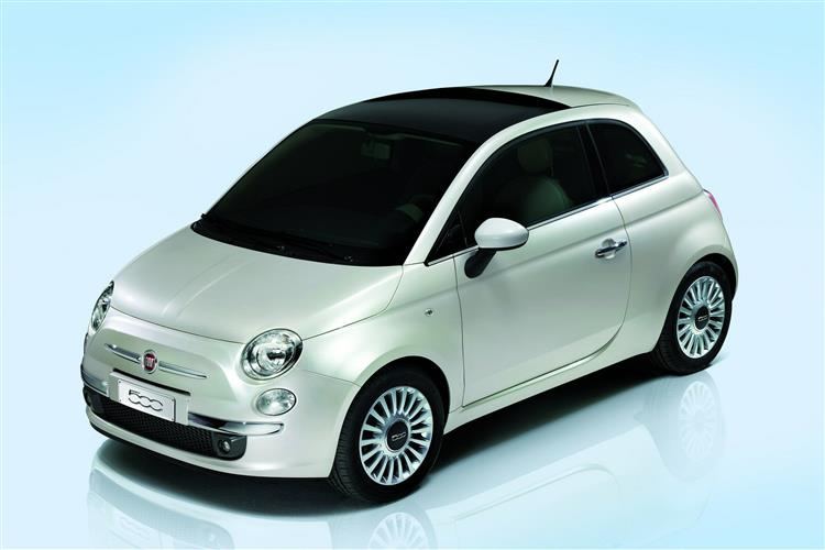 FIAT 500 1.2 LOUNGE 69CV 2010 usata — foto 1