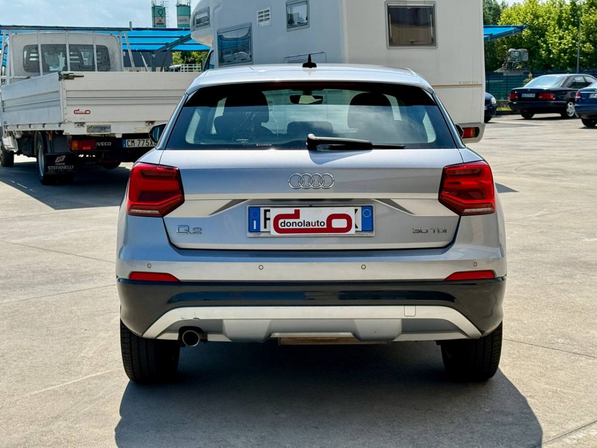 AUDI Q2 30 TDI 1.6 BUSINESS 116CV 2019 usata — foto 5