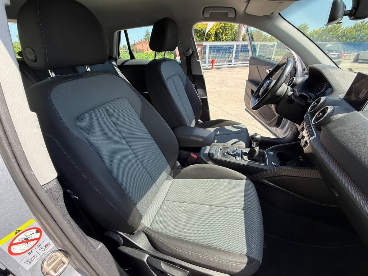 AUDI Q2 30 TDI 1.6 BUSINESS 116CV 2019 usata — foto 14