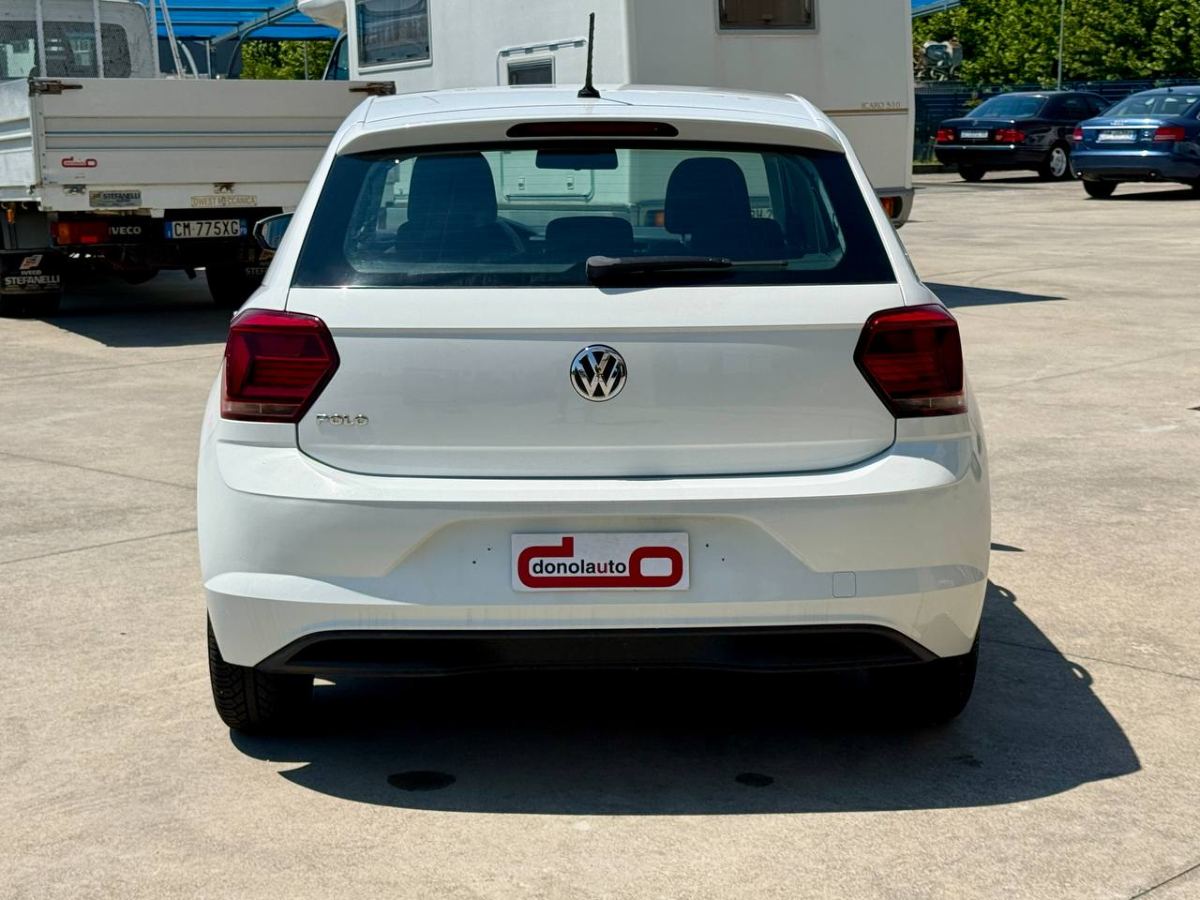 VOLKSWAGEN POLO 1.0 TRENDLINE 65CV 2019 usata — foto 5
