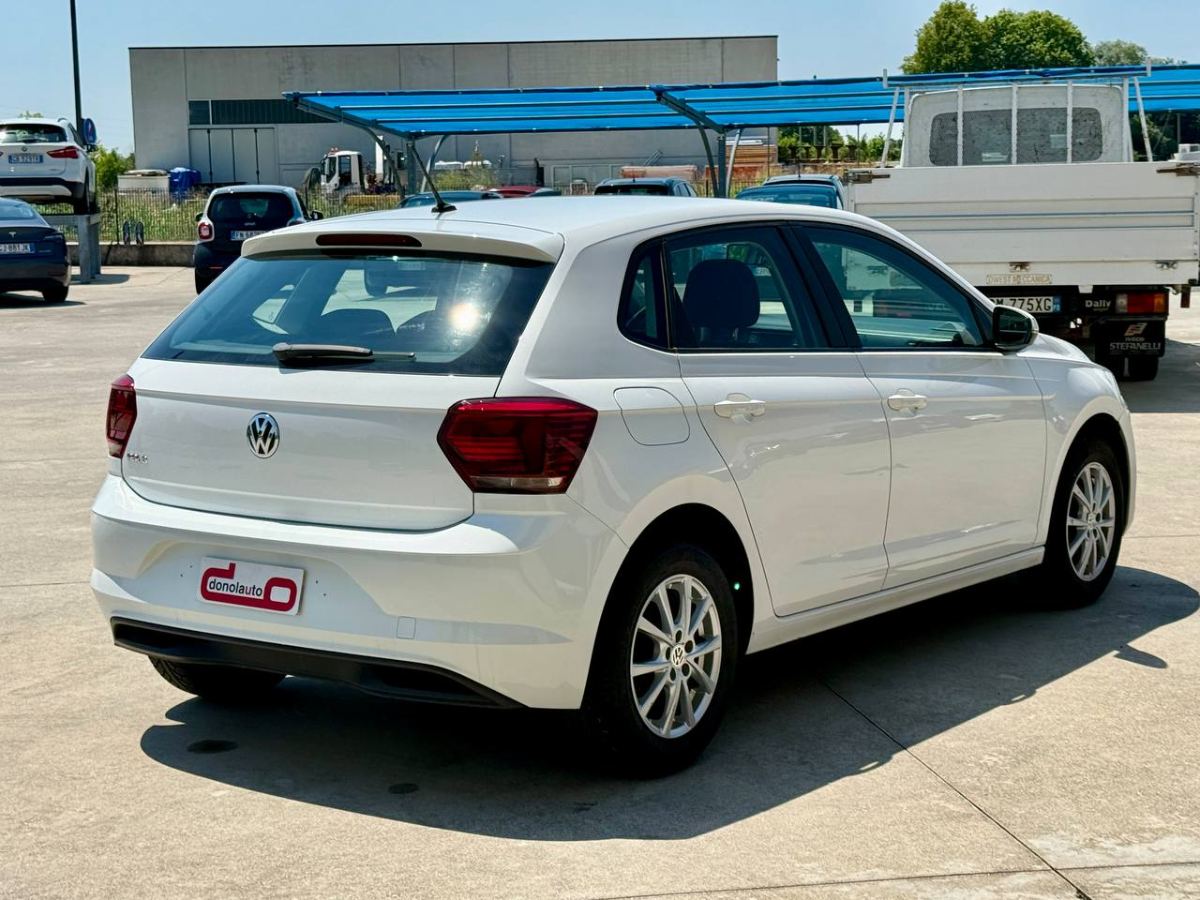 VOLKSWAGEN POLO 1.0 TRENDLINE 65CV 2019 usata — foto 6
