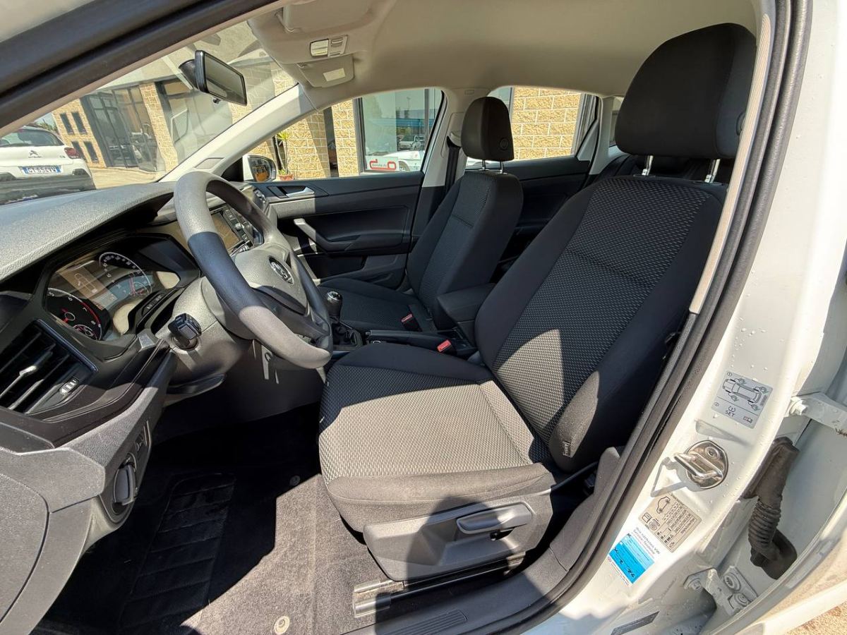VOLKSWAGEN POLO 1.0 TRENDLINE 65CV 2019 usata — foto 8