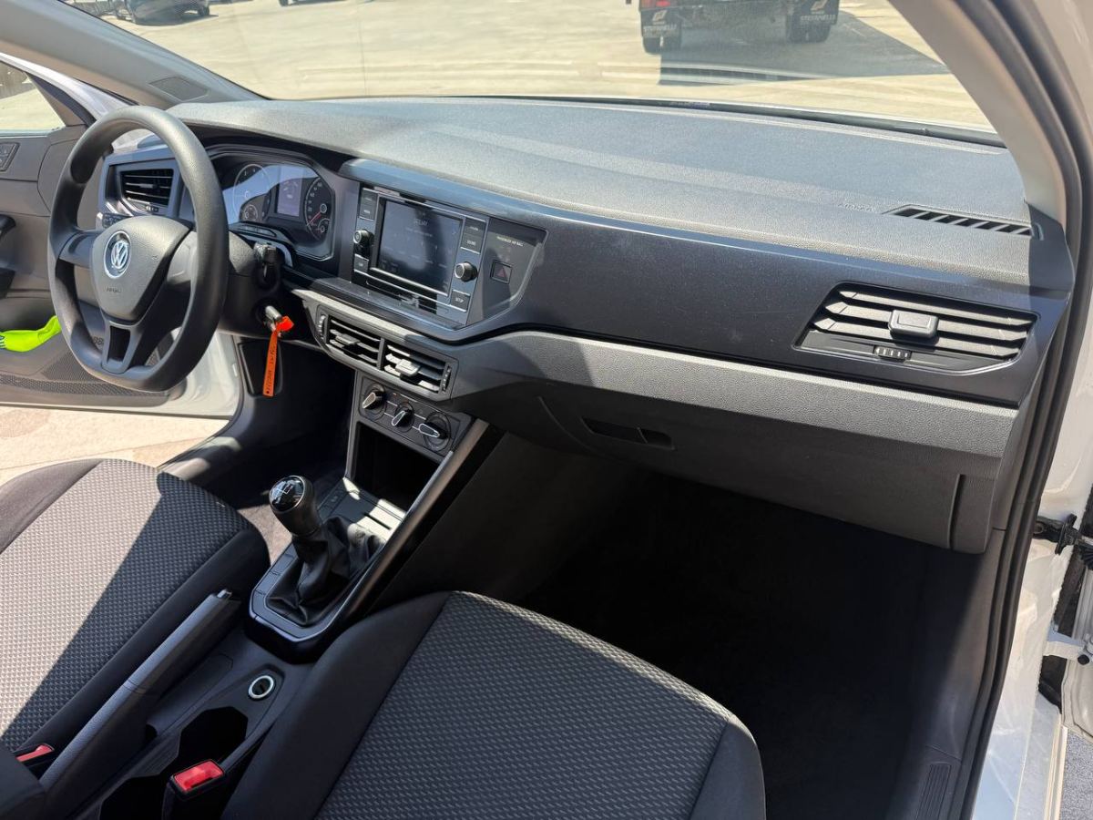 VOLKSWAGEN POLO 1.0 TRENDLINE 65CV 2019 usata — foto 11