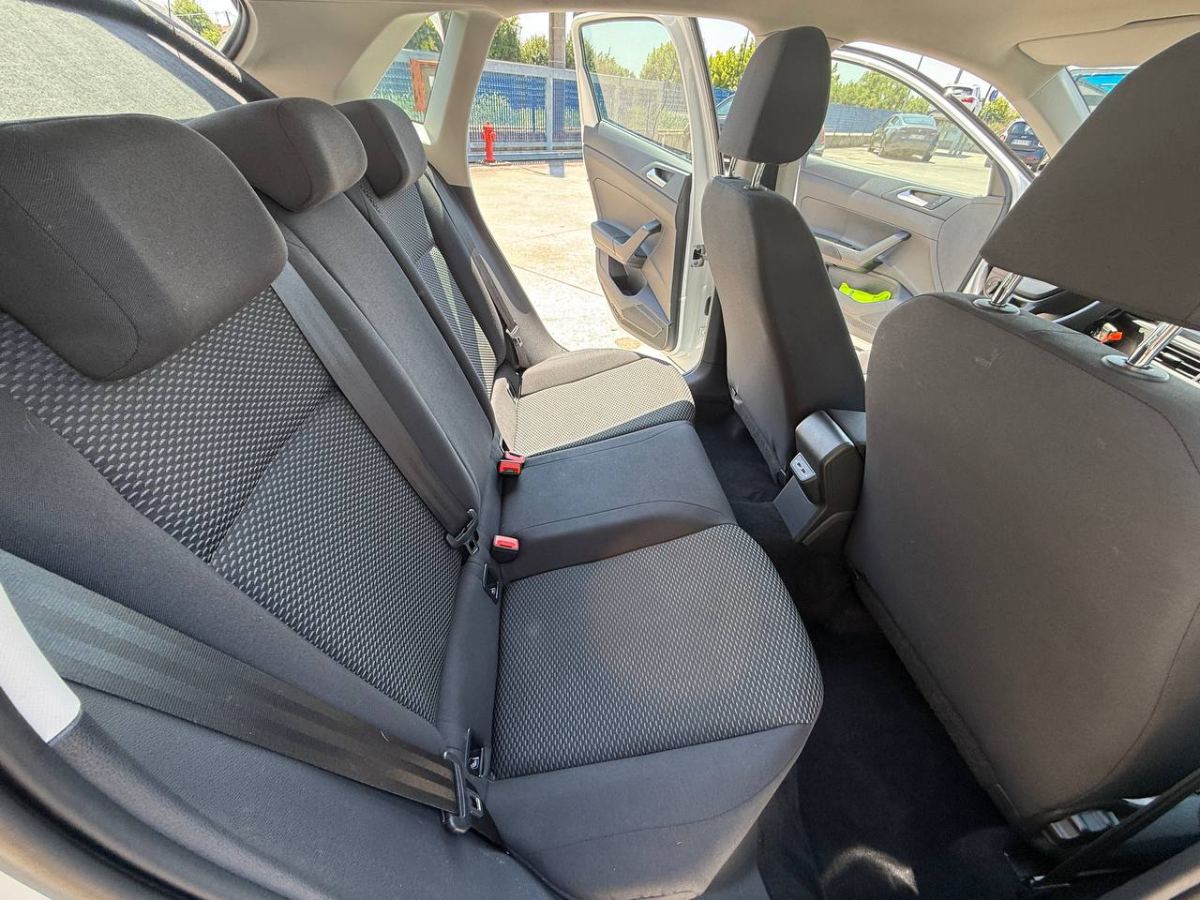 VOLKSWAGEN POLO 1.0 TRENDLINE 65CV 2019 usata — foto 12