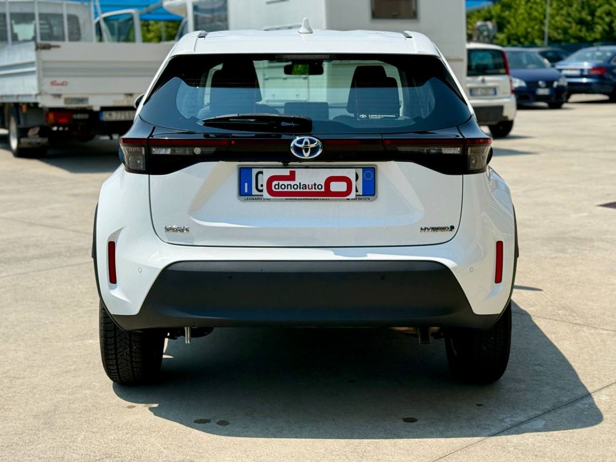 TOYOTA YARIS CROSS 1.5 HYBRID BUSINESS E-CVT 116CV 2022 usata — foto 5