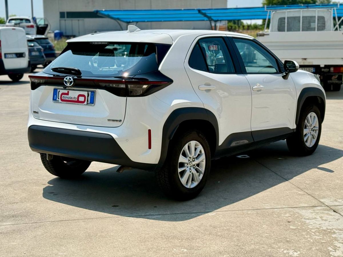 TOYOTA YARIS CROSS 1.5 HYBRID BUSINESS E-CVT 116CV 2022 usata — foto 6