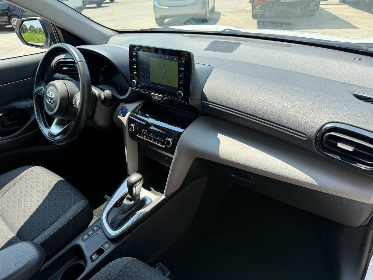 TOYOTA YARIS CROSS 1.5 HYBRID BUSINESS E-CVT 116CV 2022 usata — foto 10