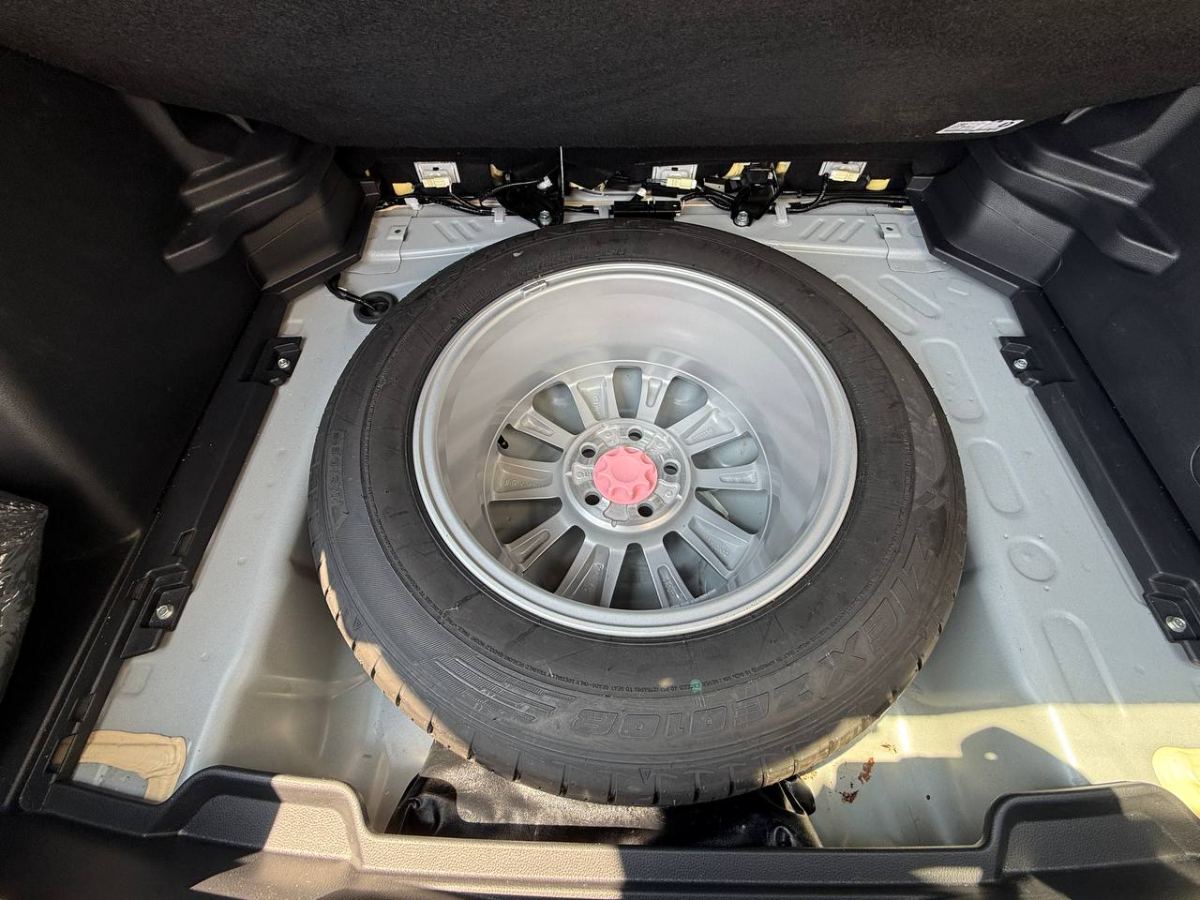 TOYOTA YARIS CROSS 1.5 HYBRID BUSINESS E-CVT 116CV 2022 usata — foto 13