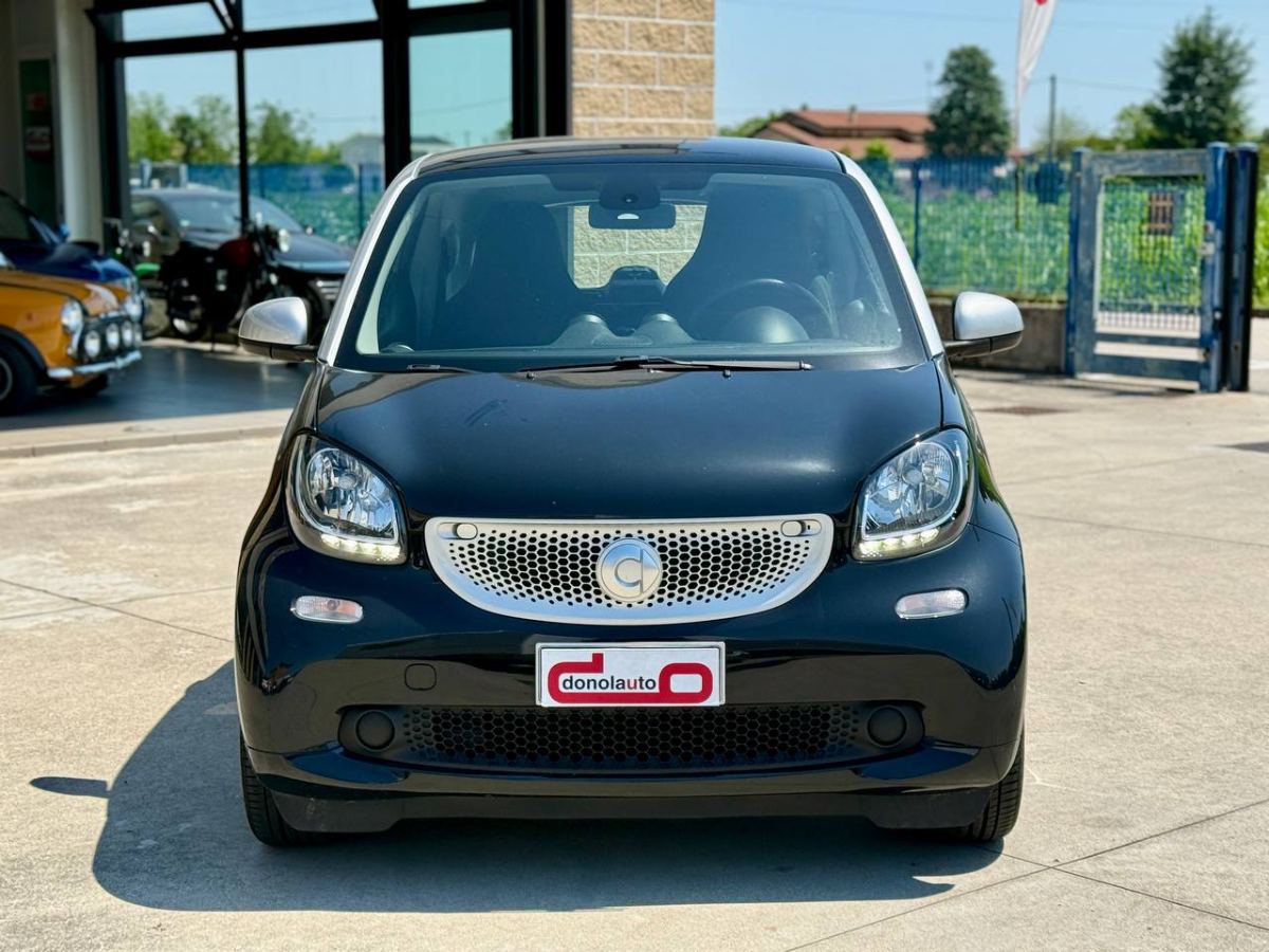 SMART FORTWO TWINAMIC 1.0 71CV PRIME 2018 usata — foto 2