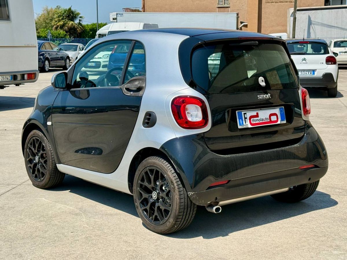 SMART FORTWO TWINAMIC 1.0 71CV PRIME 2018 usata — foto 4