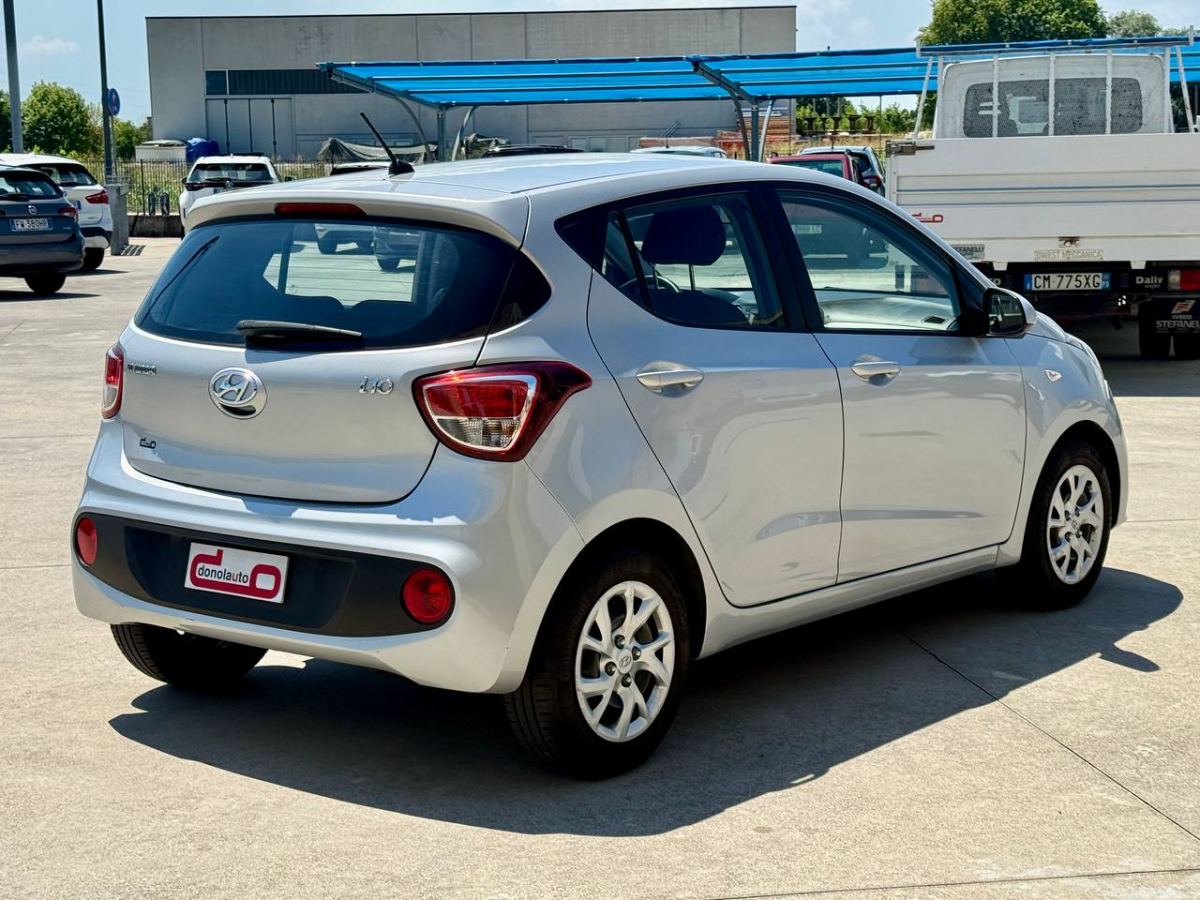HYUNDAI I10 1.0 67CV TREND 2019 usata — foto 6
