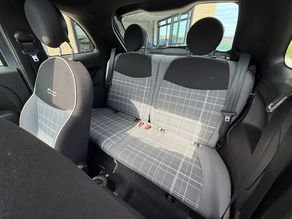 FIAT 500 1.2 LOUNGE MY20 TETTO APRIBILE 2019 usata — foto 10