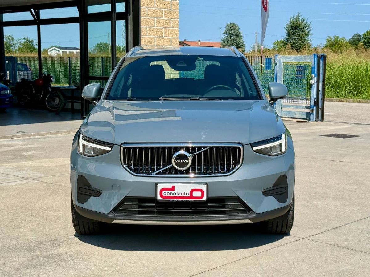 VOLVO XC40 1.5 T4 RECHARGE PHEV CORE AUTOMATICA 2023 usata — foto 2