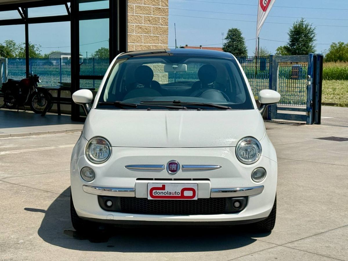 FIAT 500 1.2 LOUNGE 69CV 2010 usata — foto 2