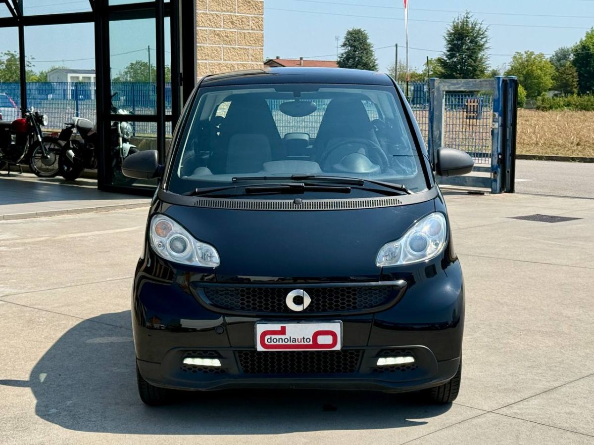 SMART FORTWO 1.0 MHD PASSION 71CV E5 2013 usata — foto 2