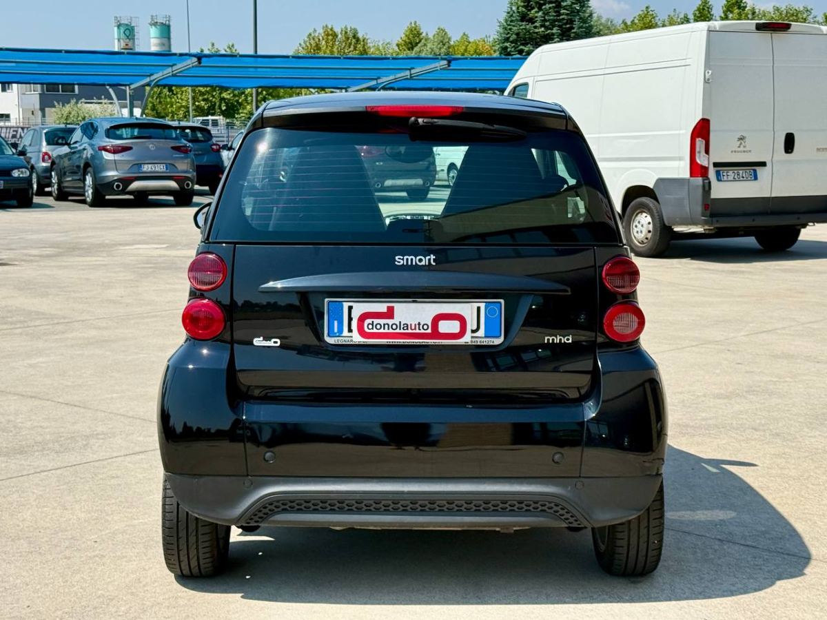 SMART FORTWO 1.0 MHD PASSION 71CV E5 2013 usata — foto 5