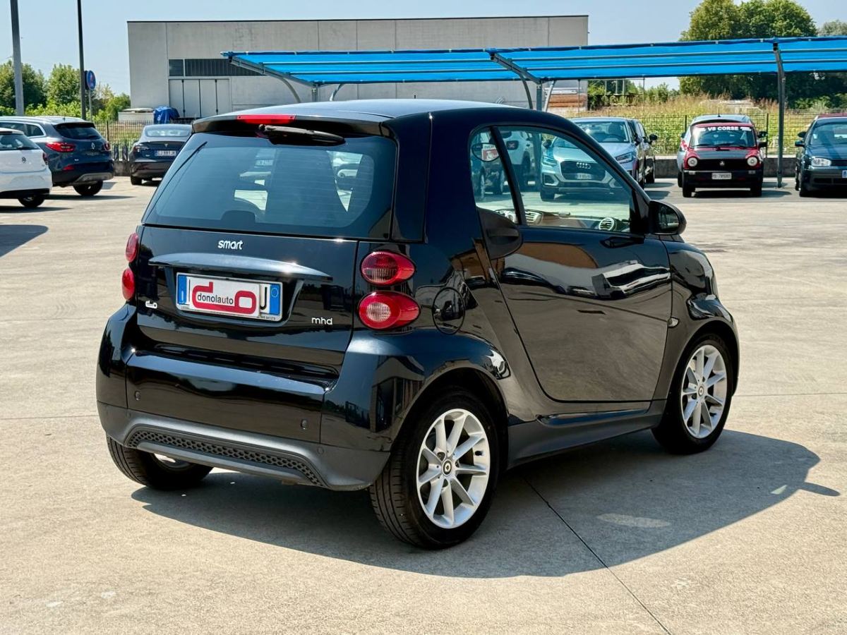 SMART FORTWO 1.0 MHD PASSION 71CV E5 2013 usata — foto 6
