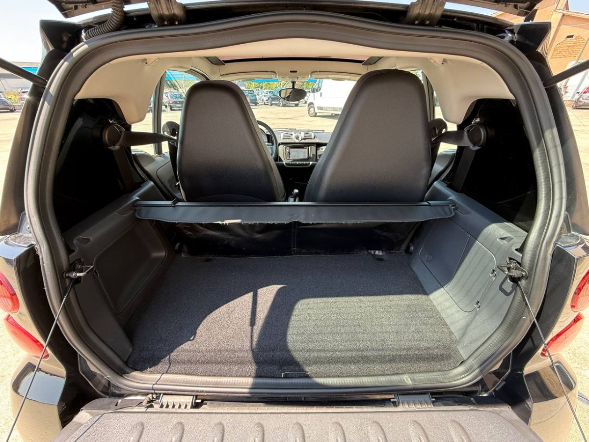 SMART FORTWO 1.0 MHD PASSION 71CV E5 2013 usata — foto 13