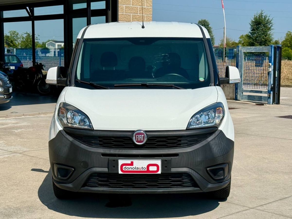 FIAT DOBLO' CARGO 1.3MJT PC-TN 3 POSTI 2019 usata — foto 2