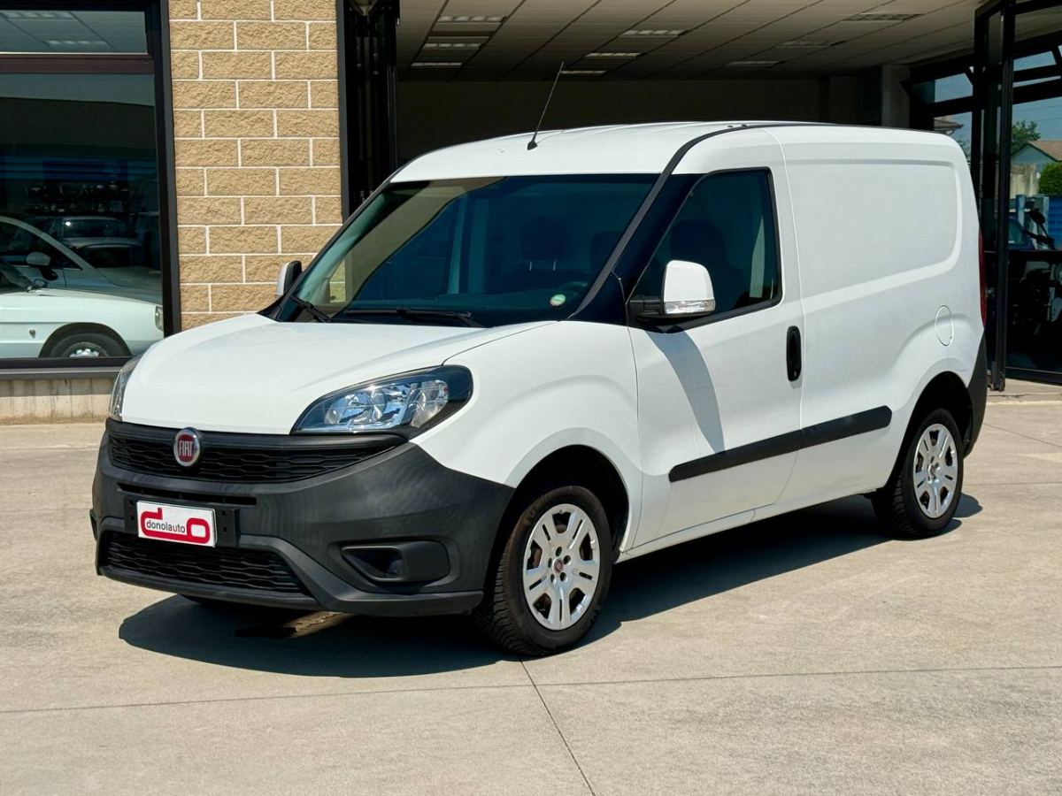 FIAT DOBLO' CARGO 1.3MJT PC-TN 3 POSTI 2019 usata — foto 3
