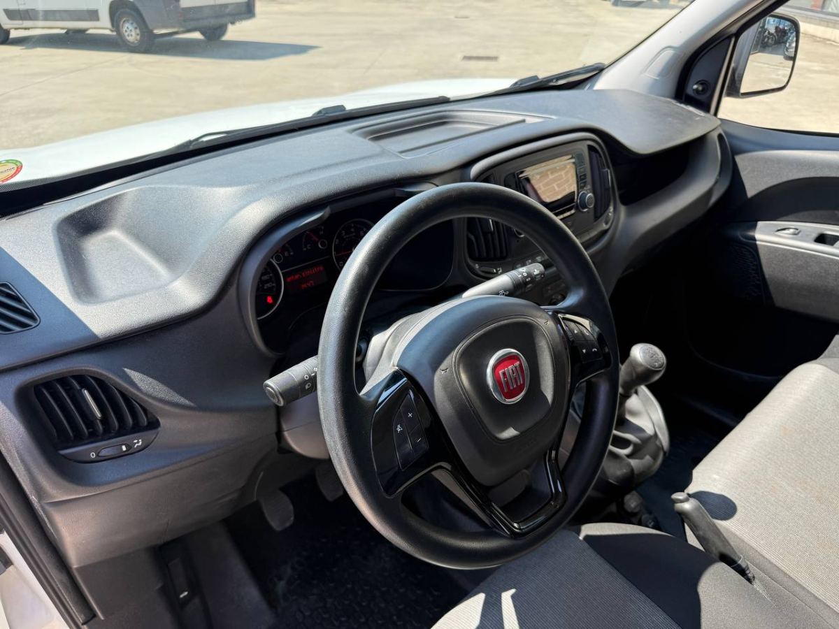 FIAT DOBLO' CARGO 1.3MJT PC-TN 3 POSTI 2019 usata — foto 8