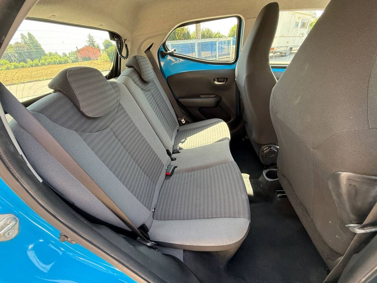 TOYOTA AYGO CONNECT 5P 1.0 VVT-I X-COOL MMT AUTOMATICA 2020 usata — foto 12