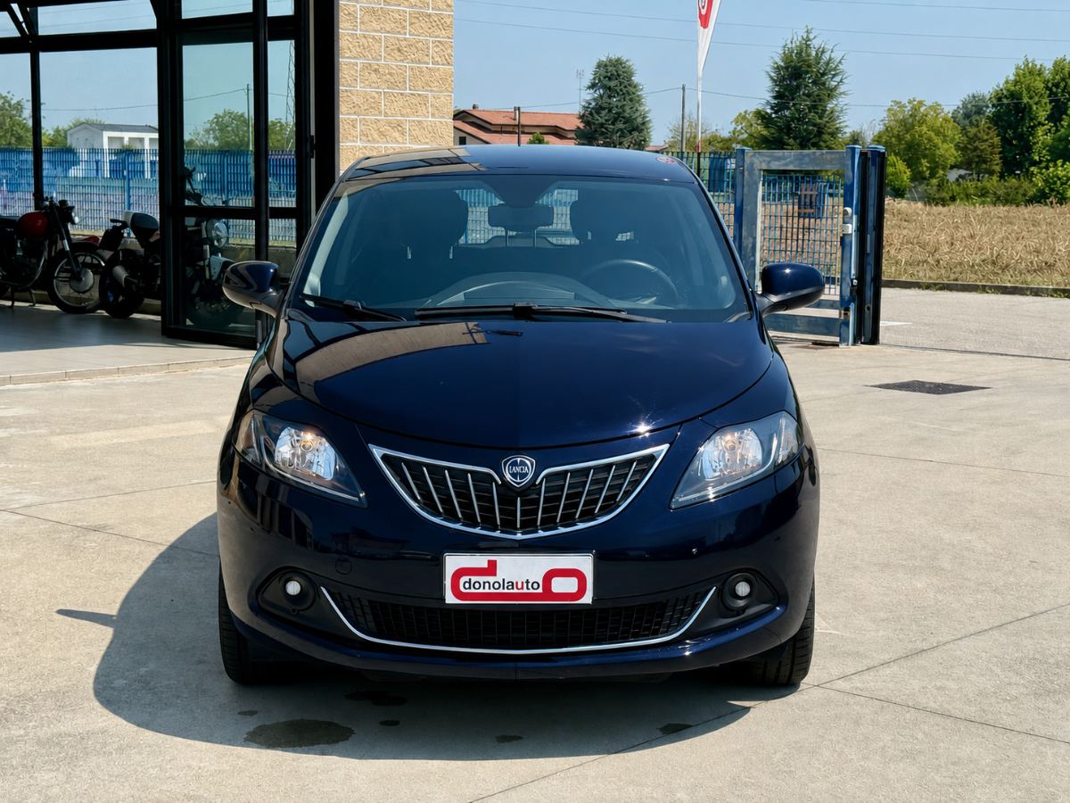 LANCIA YPSILON 1.0 HYBRID 70CV GOLD MY21 2021 usata — foto 2