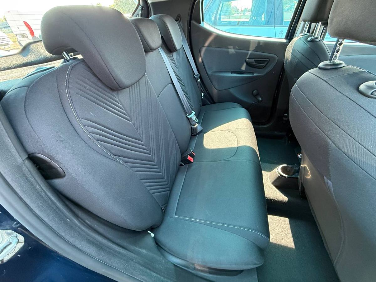 LANCIA YPSILON 1.0 HYBRID 70CV GOLD MY21 2021 usata — foto 9