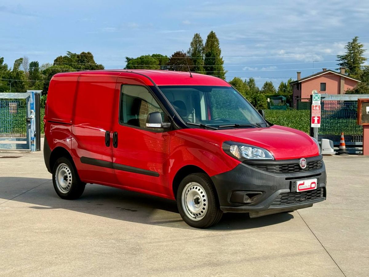 FIAT DOBLO' CARGO L1H1 TN PC 1.4 TJET 120CV E6D-TEMP usata